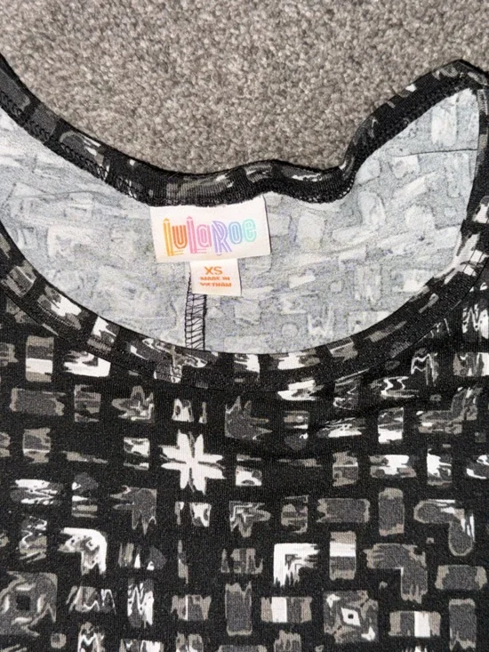 LuLaRoe Black and White Geometric Carly Dress - Picture 2 of 2